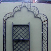 Wrought Iron Scalloped Top Arbor